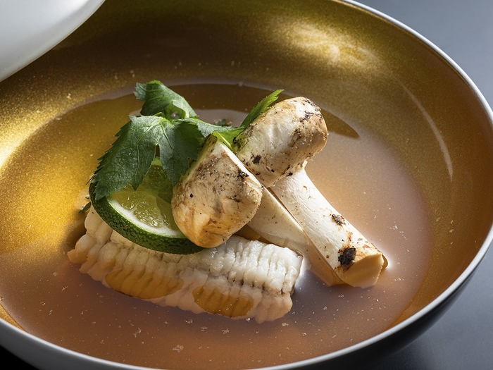 香り立つ松茸、滋味あふれる旬の膳［一例］