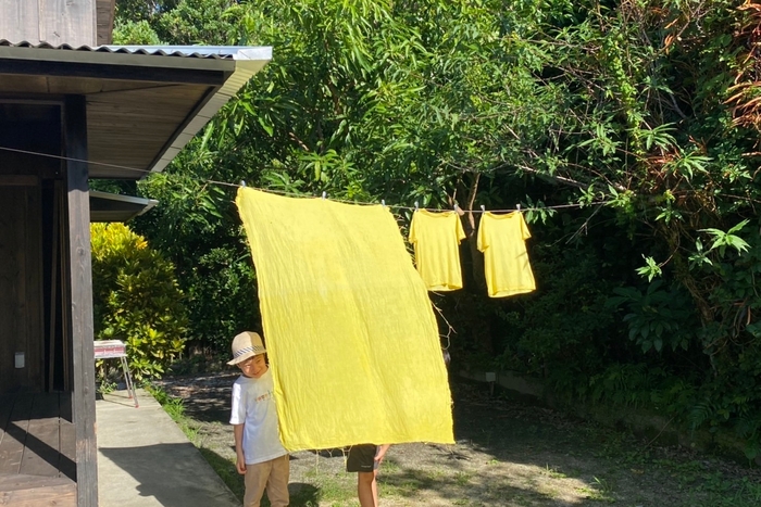 「集落でフクギ染め体験」