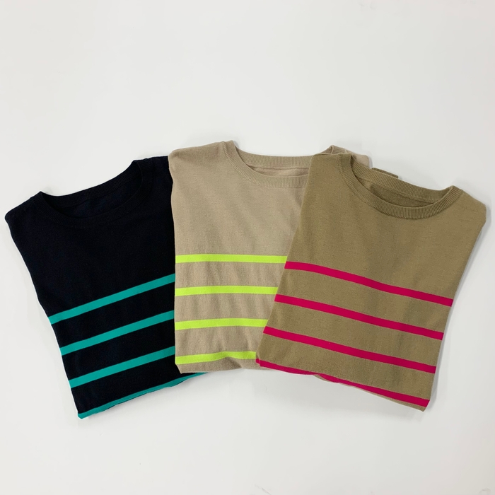 カラー:ネイビー×ブルーグリーン、ベージュ×イエローグリーン、ブラウン×ピンク