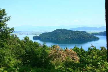 ～大沼先生と行く、びわ湖に浮かぶ有人島「沖島」歴史探訪＆クルーズ～ 沖島の四季『沖島戦国トレッキングと秋の湖魚料理を楽しむ』