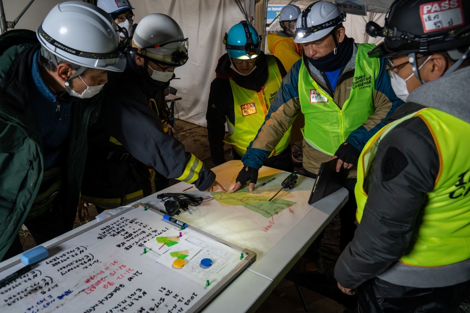 【NIGHT HAWKS】捜索支援イメージ