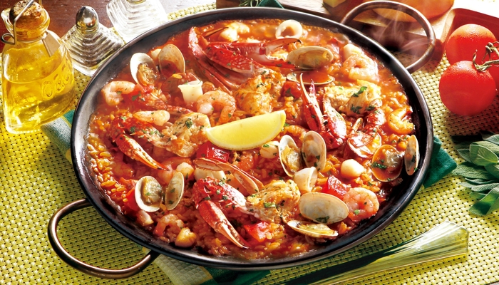 冬の贅沢!カニのパエリア~オマールスープ仕立て~