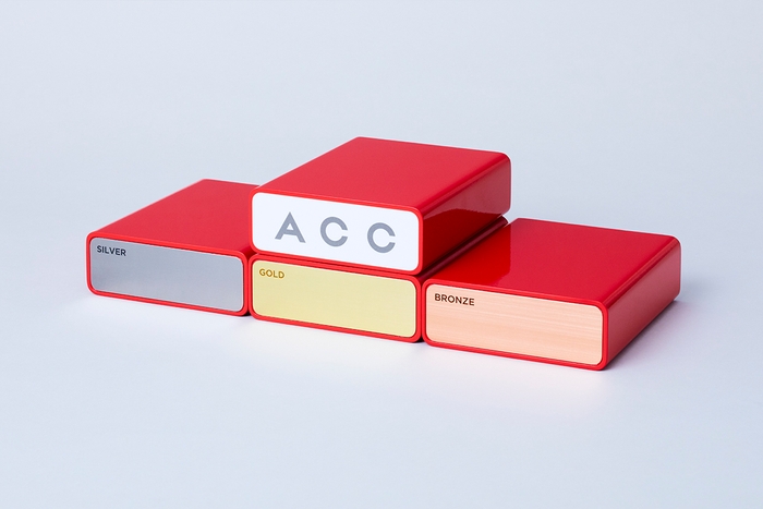 「2025 65th ACC TOKYO CREATIVITY AWARDS」トロフィー