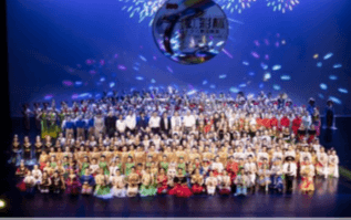 総勢100名を超える中国の子供たち