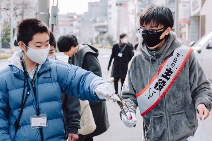 中学生からボランティア活動の経験を積めば面接などで自分の考えを伝えるのに有利