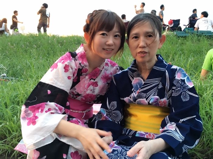 若年性認知症の母と生きる私たち