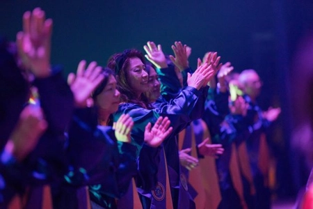 60歳以上のメンバーからなるシニアゴスペルグループ Anointed Gold mass choir (アノインティッド・ゴールド・マスクワイア)東京は 新規メンバーを募集します。