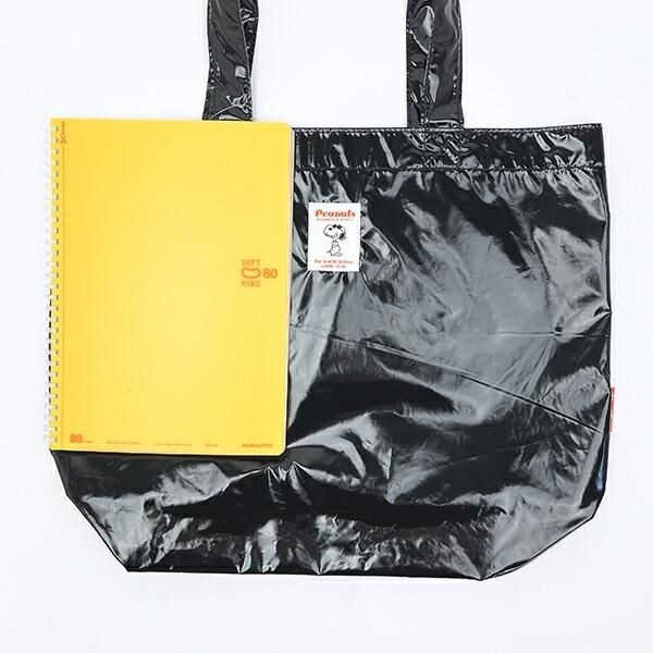 スヌーピーのメタリックバッグ