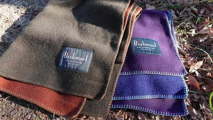 ブランケット2色展開