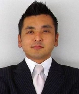 株式会社ジグザグ　代表取締役　仲里 一義 氏