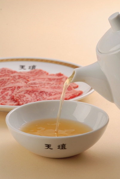 お出汁のようなつけたれ