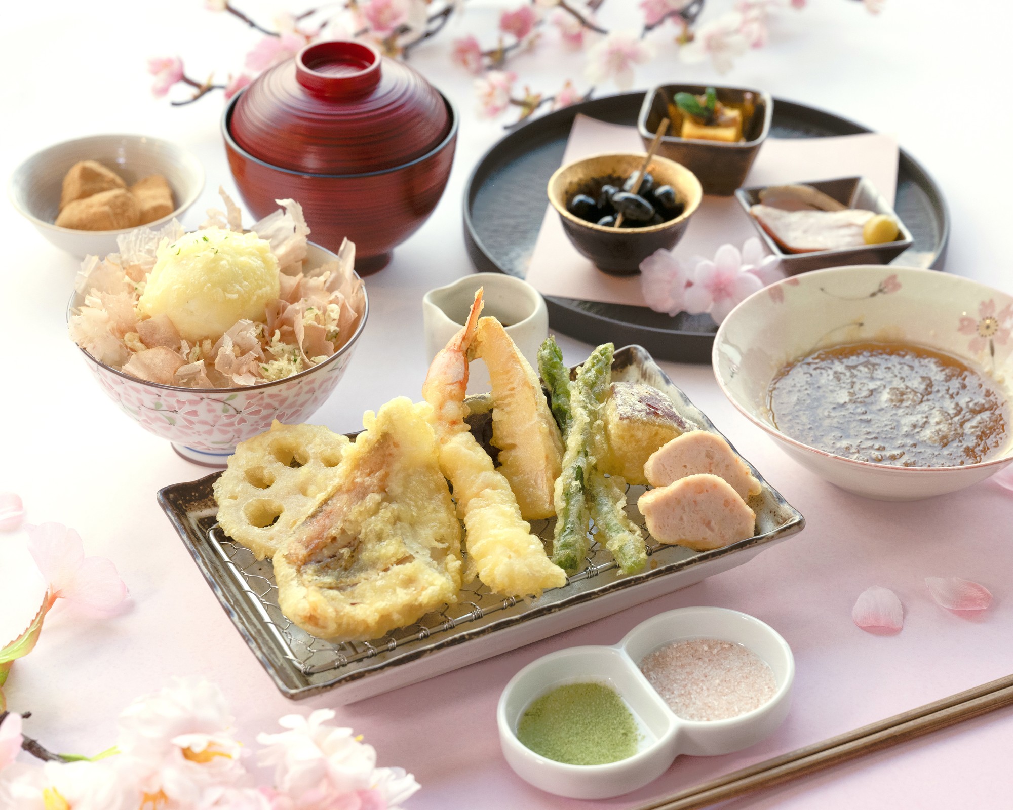 【天ぷら こぎつね】枚方・天の川の桜並木を望む特等席で！