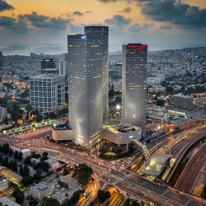 テルアビブ市内高層ビル 2