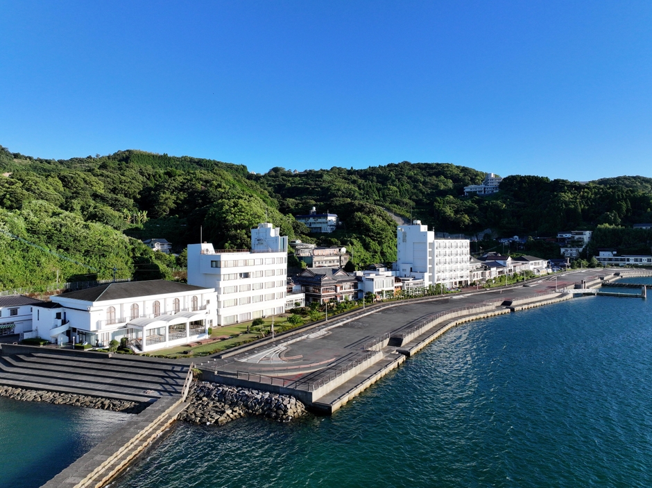 海と夕やけ空撮