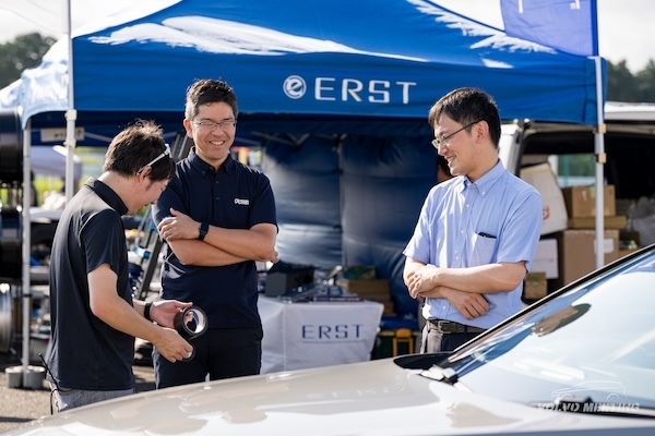 出展社同士のビジネス交流