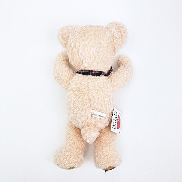 くまのメロディのぬいぐるみ