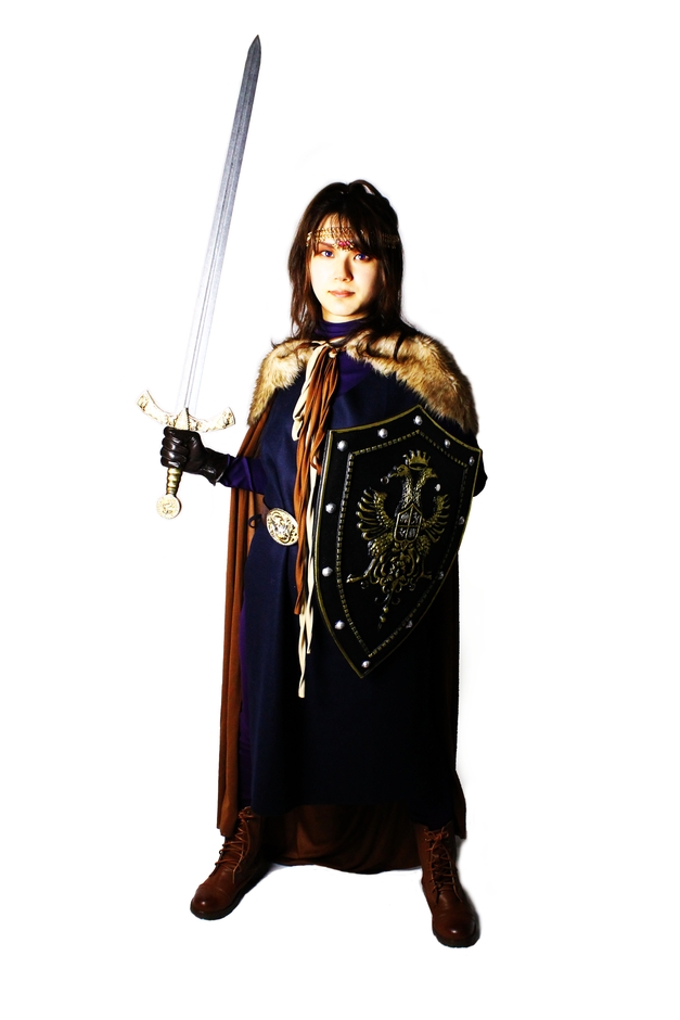 青の勇者立ちポーズ