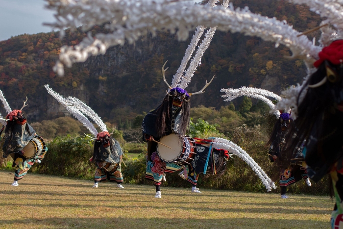 東北の郷土芸能「鹿踊り」