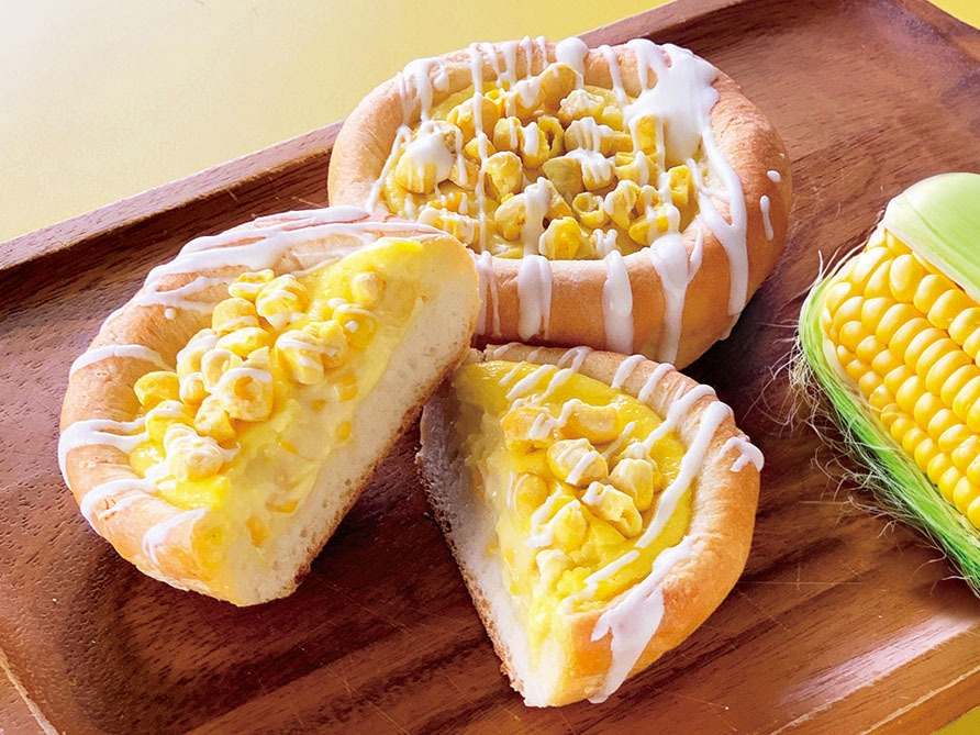 北海道【イルマットーネ アルル】 北海道銘菓とうきびチョコをのせたホワイトチョコパン