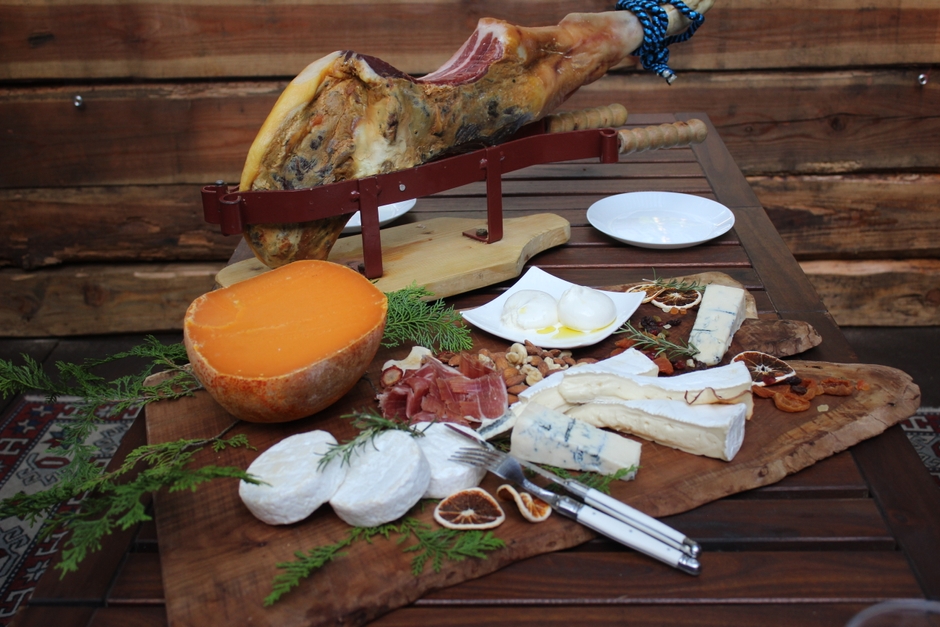 お好きなおつまみを持ち込んでゆったりと過ごす時間