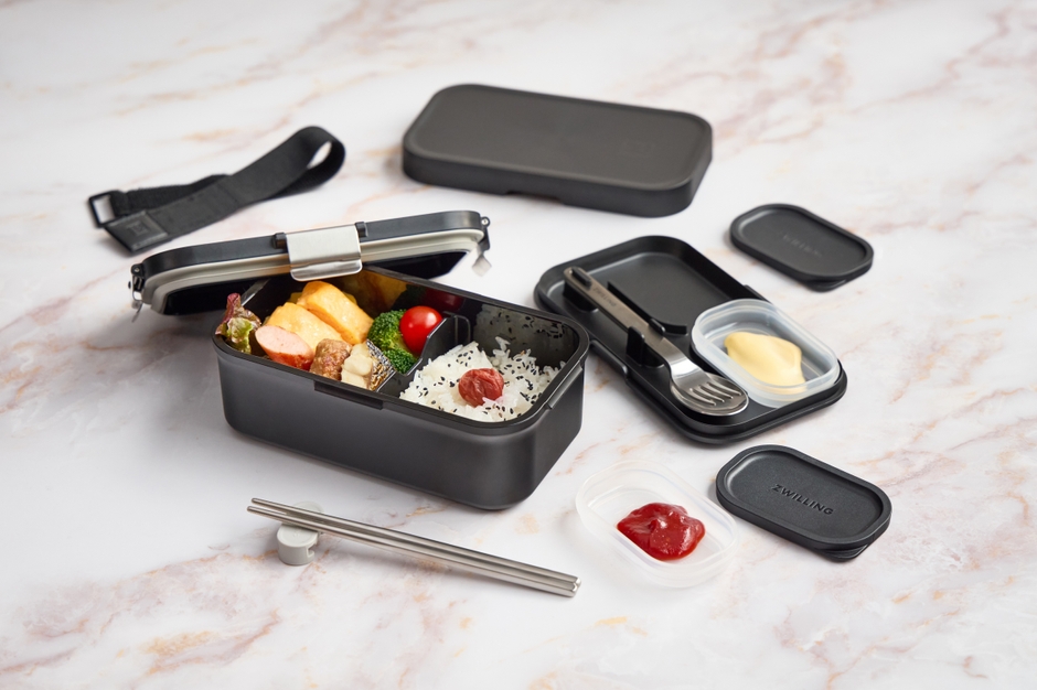 お箸・フォーク・スプーンのカトラリーセット付