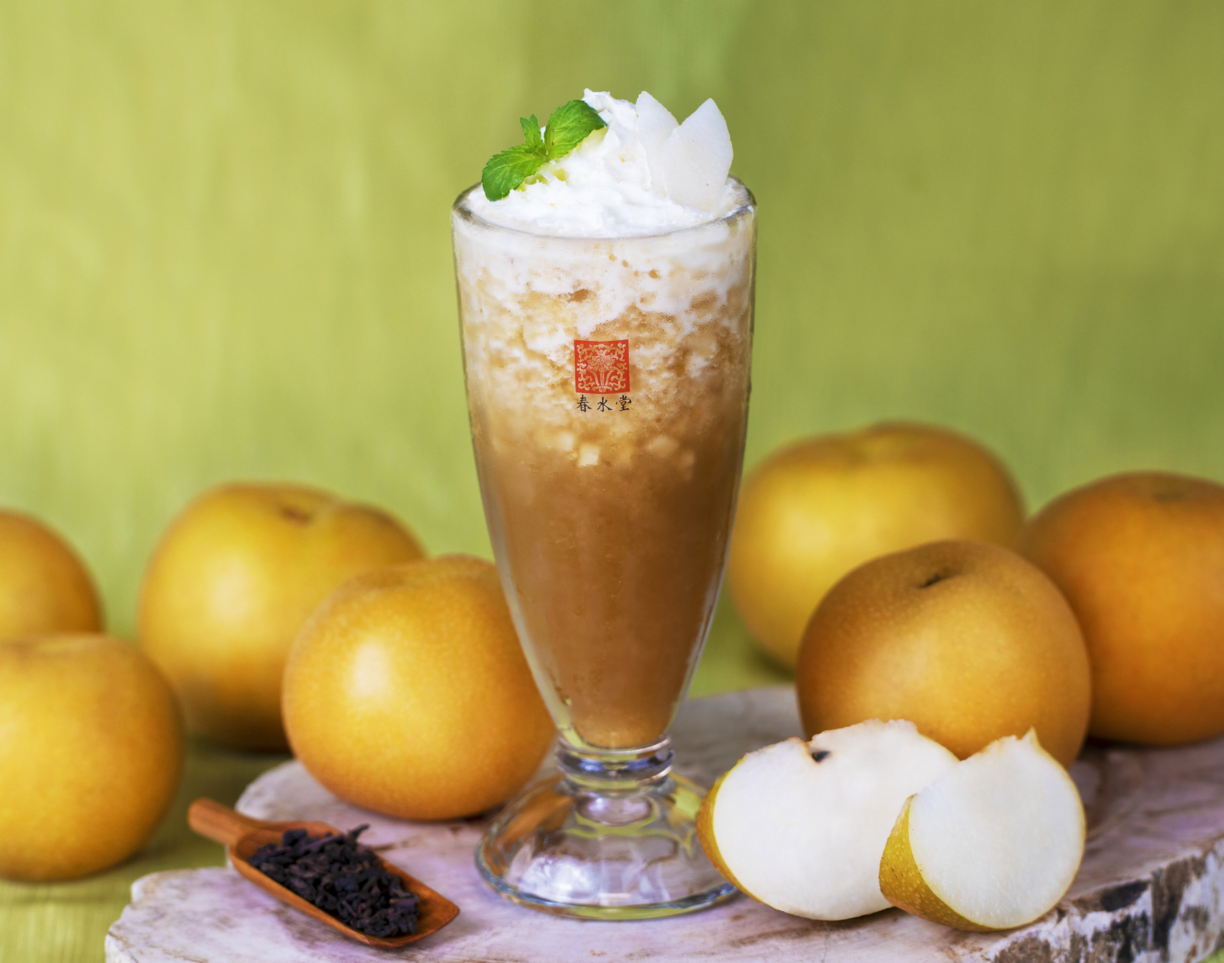 タピオカミルクティー発祥の台湾カフェ「春水堂」 10/1(金) フレッシュな国産フルーツとこだわりのお茶のフルーツティー第3弾「果肉茶 梨鉄観音」