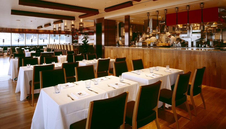 ブラッスリー ポール・ボキューズ 銀座(ダイニング)