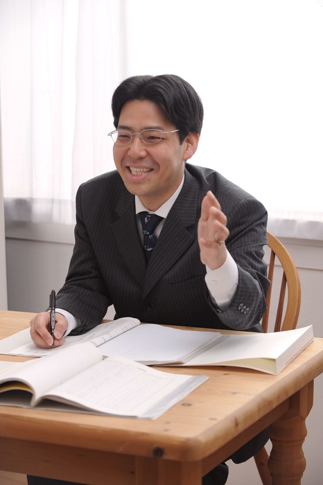 代表弁護士 湯原 伸一