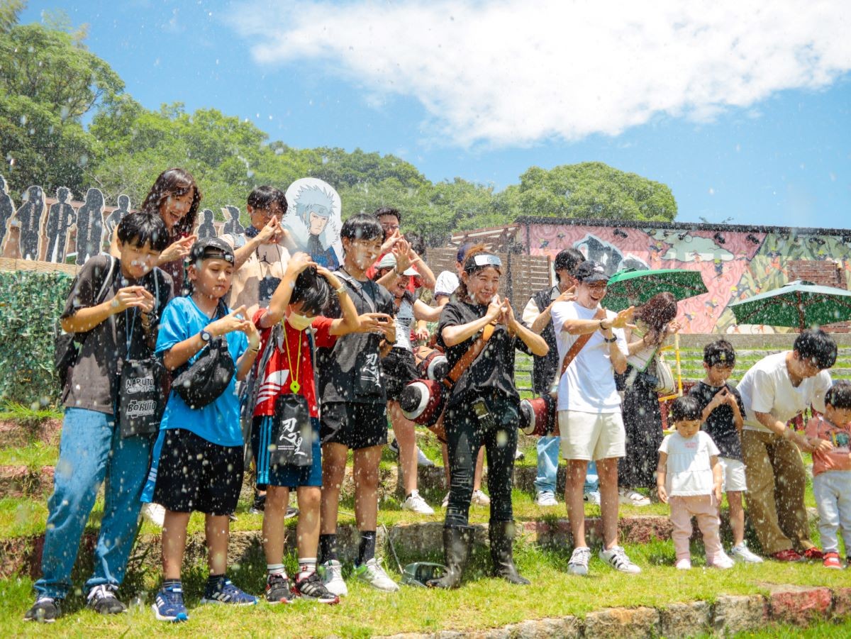 真夏の大水遁祭2026
ニジゲンノモリ「NARUTO&BORUTO 忍里」
『発動させろ！～水遁・水龍弾の術～』7月10日（金）より開催