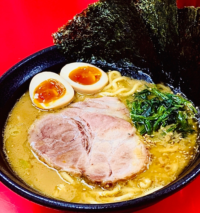 とんこつ醤油ラーメン 1