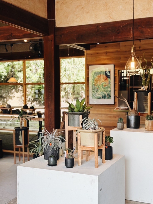 社内展示の様子(2)