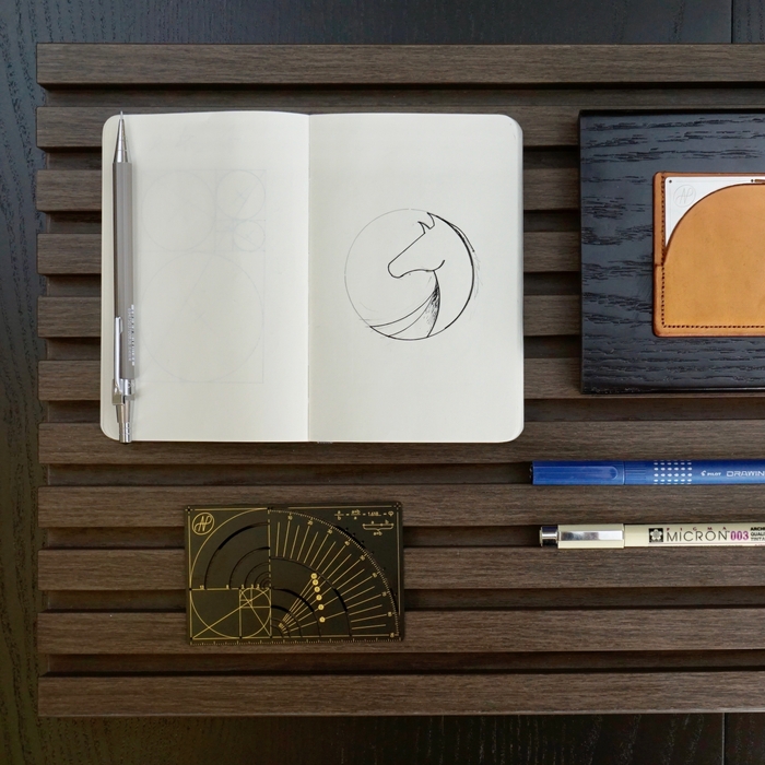 イタリア製レザーケース