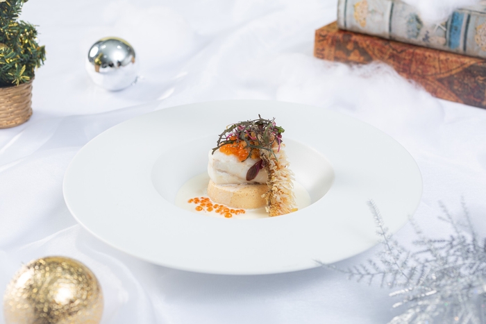 【魚料理】 甘鯛と雲丹のフラン イクラ入り白ワインソース 柚子の香り (グレードアップ +2,000円)