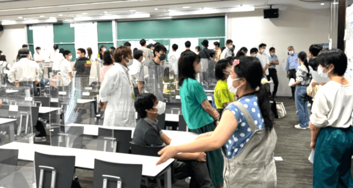 令和4年度(2022年度)のポスター発表会の様子