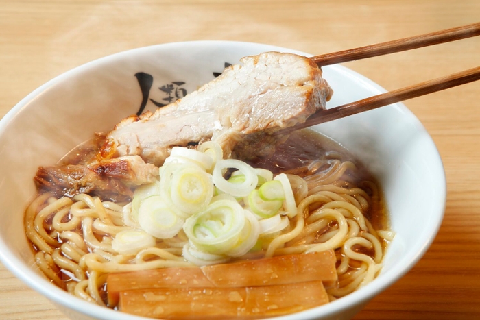 人類みな麺類のラーメン