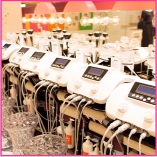 マシン台数100台以上!最新機器随時入荷予定!