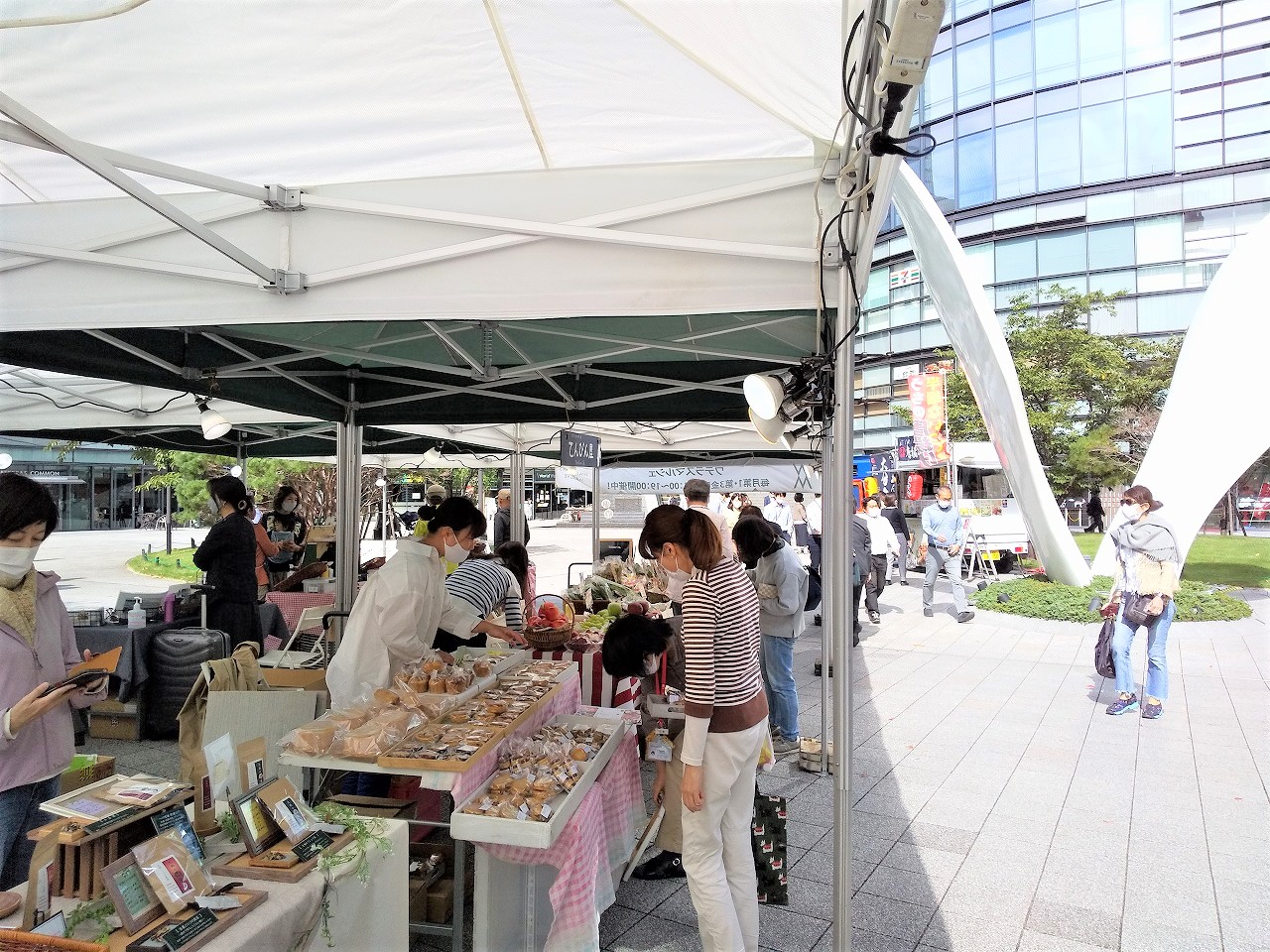 11/6（金）下町情緒の残る神田淡路町のワテラスにてマルシェ開催！長野県小布施の焼き立て焼き栗からスロベニアの食材まで