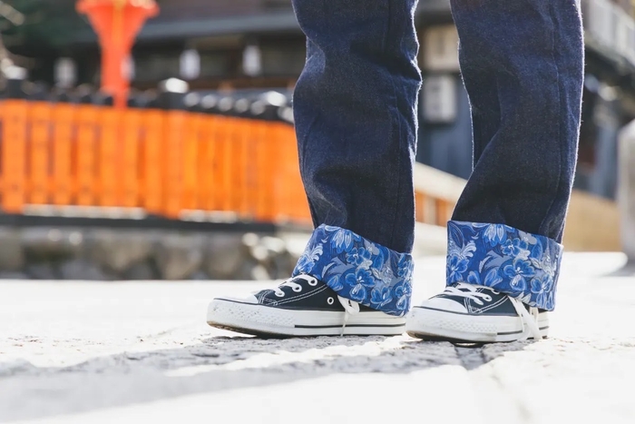 ロールアップで自由な長さに