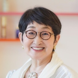 小林　照子氏