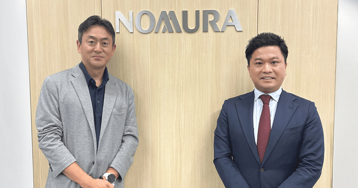 左:野村證券株式会社 執行役員 竹田 賢司氏、右:トリニティ・テクノロジー株式会社 代表取締役CEO 磨 和寛