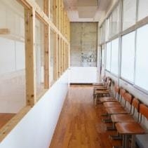 ティアハイム小学校廊下