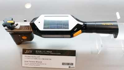 芝浦工業大学と東日製作所が共同で ねじ締付け後のゆるみ点検ができる次世代工具 「軸力計測レンチ」を開発