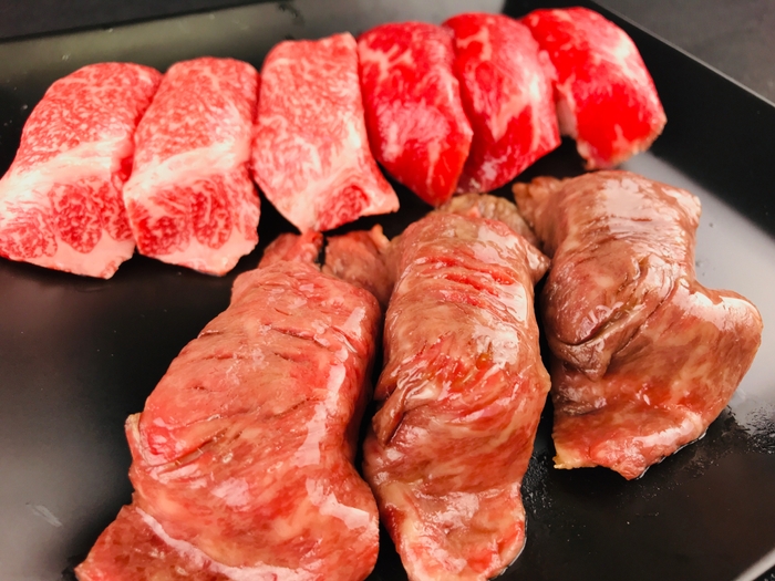 和牛寿司贅沢三種盛り合わせ