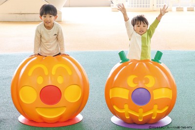 ハロウィーン装飾とフォトスポット ※画像はイメージです