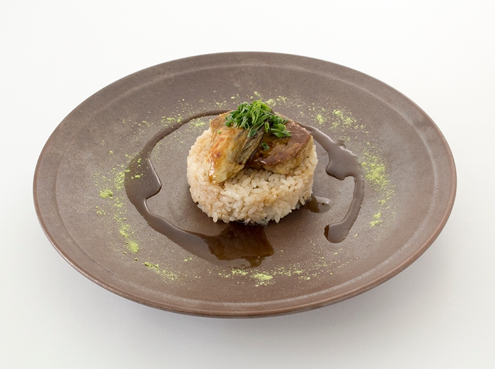 牡蠣とフォアグラのソテー バルサミコ酢ライス添え 1,980円(税別)