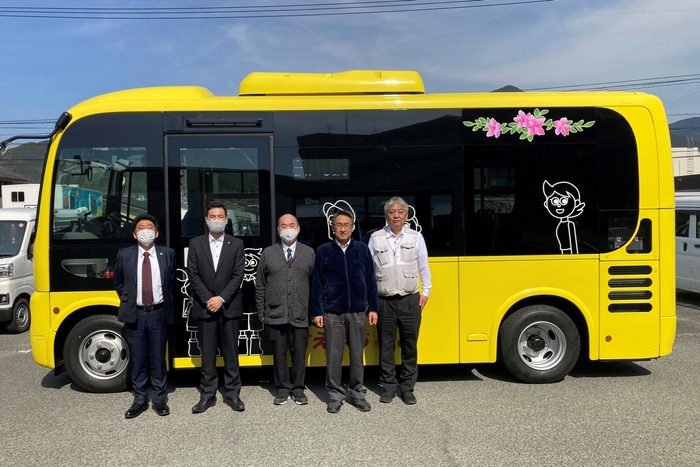 須恵町コミュニティバス新規路線（佐谷～東志免線） を運行する大新東の運転サービス士