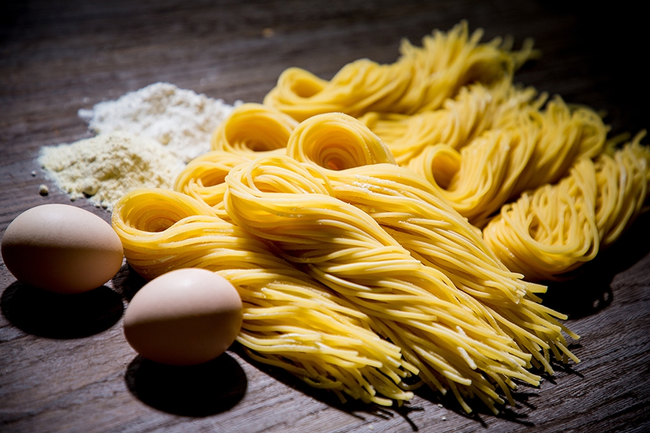 生パスタは鮮度にこだわり、店内で製麺!