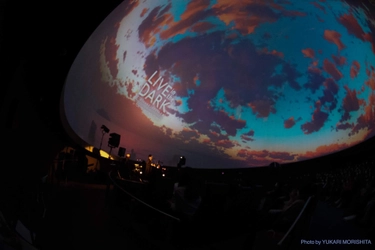 七夕シーズンに特別なプラネタリウムライブを開催 7月6日(水)・7日(木)『LIVE in the DARK w/堂珍嘉邦』 7月8日(金)『LIVE in the DARK w/渡辺シュンスケ(Schroeder-Headz)』