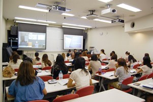 学習院女子大学 遠隔授業