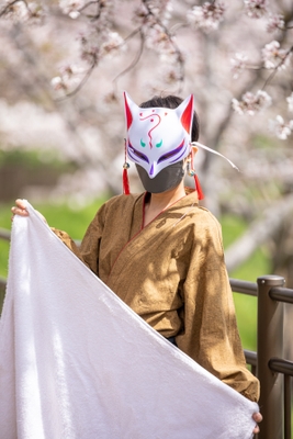 女だらけの熱波祭 熱波師八狐(おいでんの湯所属)